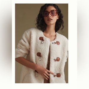 ANTHROPOLOGIE NWT SHERPA JACKET WITH TOGGLES 💜